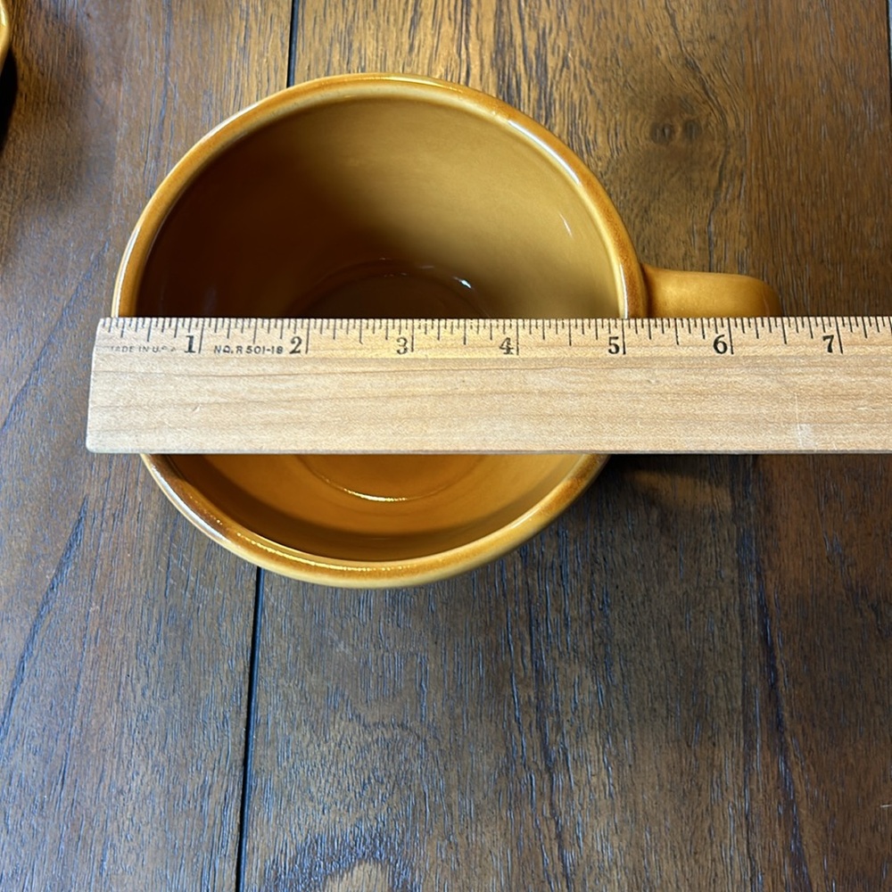 B. Eigen Exclusively for Williams-Sonoma Lidded Pumpkin Mug with Leaf Plate - Picture 8 of 10